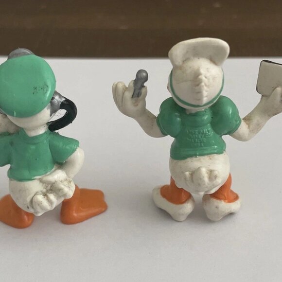 Walt Disney Vintage Donald & Daisy Duck PVC Toy Figures Dr. Donald Nurse Daisy - Picture 2 of 3